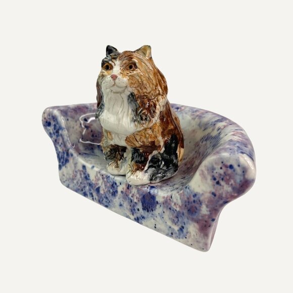 Cat on Couch Figurine Doreen Pickard Signed Ceramic UK Pottery - Picture 4 of 9